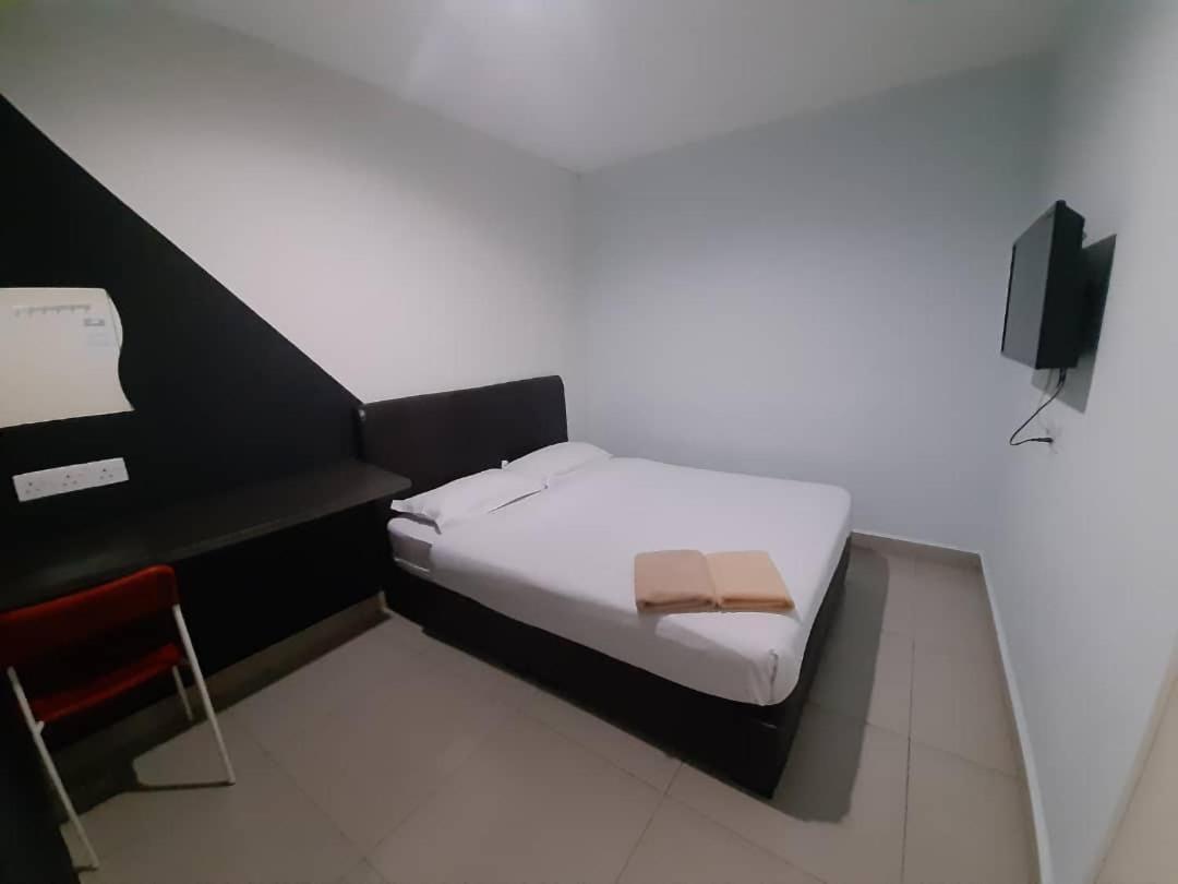 Hotel Zamburger Kota Damansara Exterior foto
