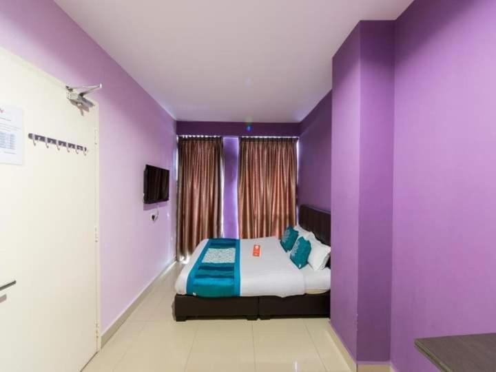 Hotel Zamburger Kota Damansara Exterior foto